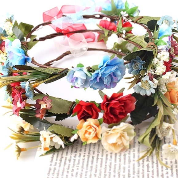 Preloved flower 🌸 crown for pregnancy 🤰🏻photos - Picture 2 of 4